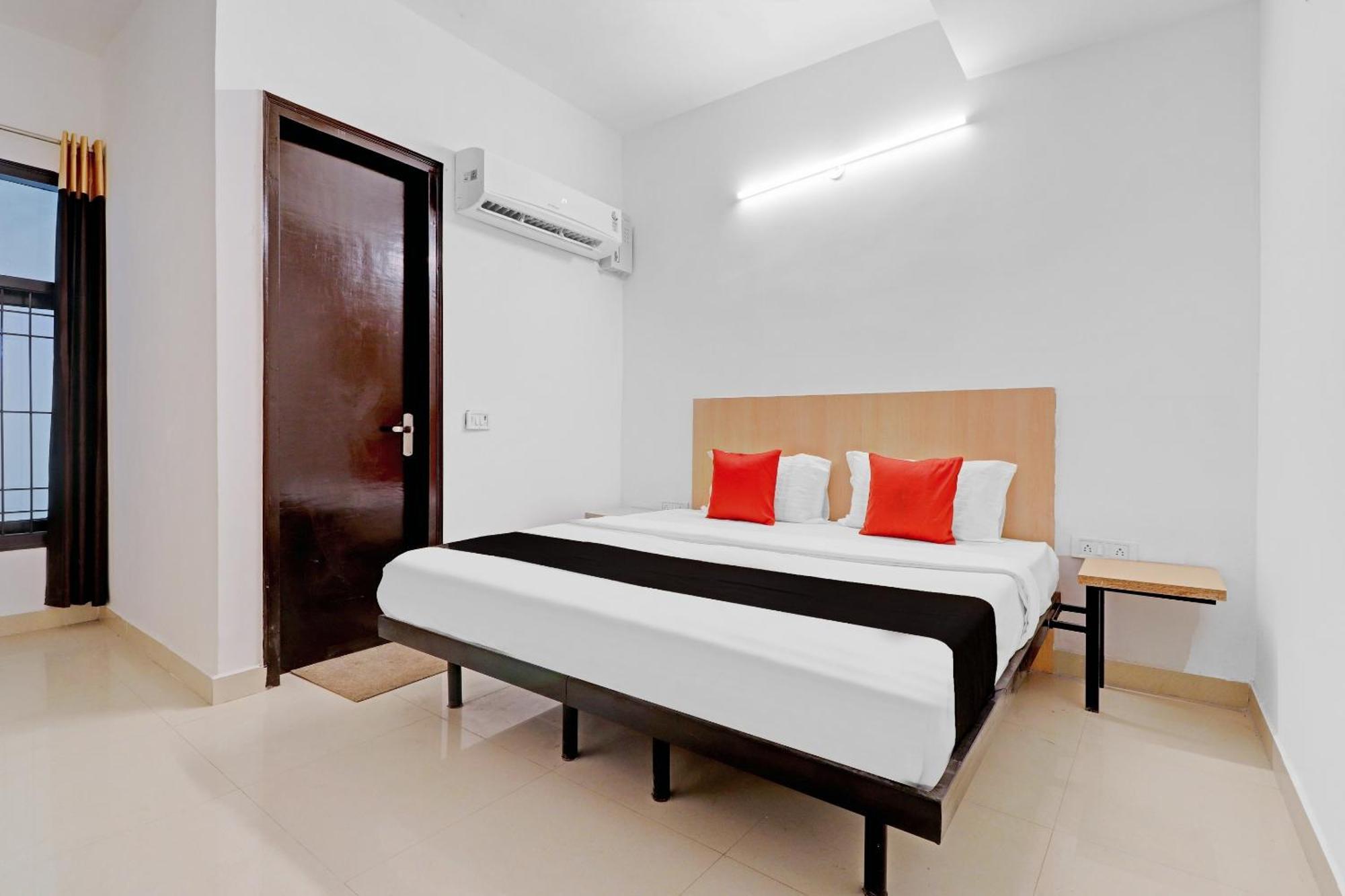 Hotel O Vasundhra Grand Ghaziabad Exterior foto
